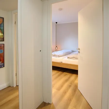 Sandwall 60, Whg 12, Huus In Lee *