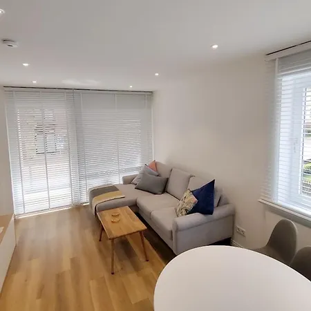 Apartment Sandwall 60, Whg 12, Huus In Lee