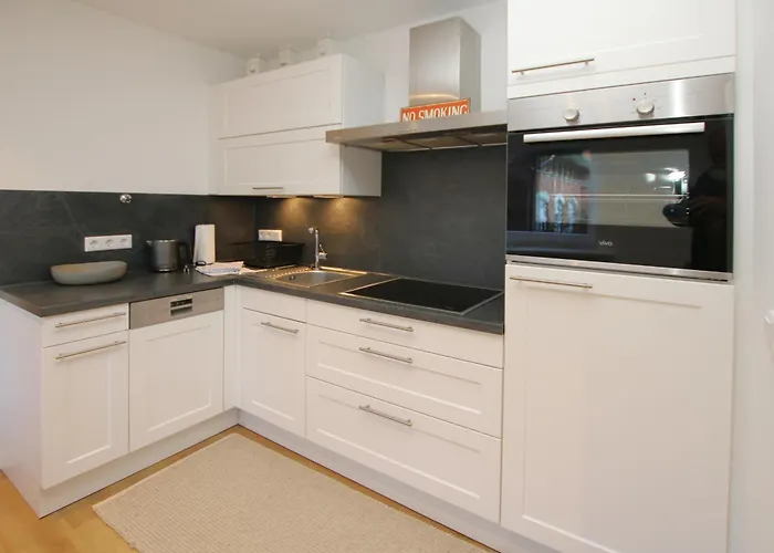 Lägenhet Sandwall 60, Whg 12, Huus In Lee